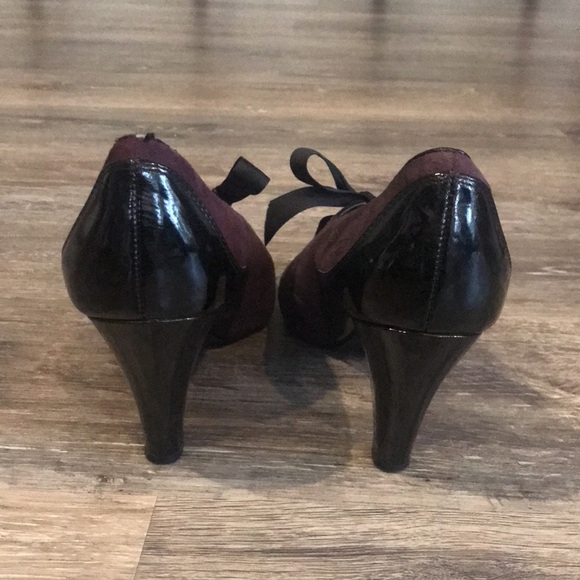 LIZ CLAIBORNE Purple and Black Two Tone Dress Pump w Ribbon Lace Front size 9.5 - Picture 6 of 11